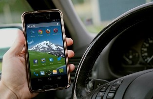 smartphone au volant