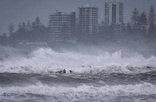 cyclone Alfred Australie